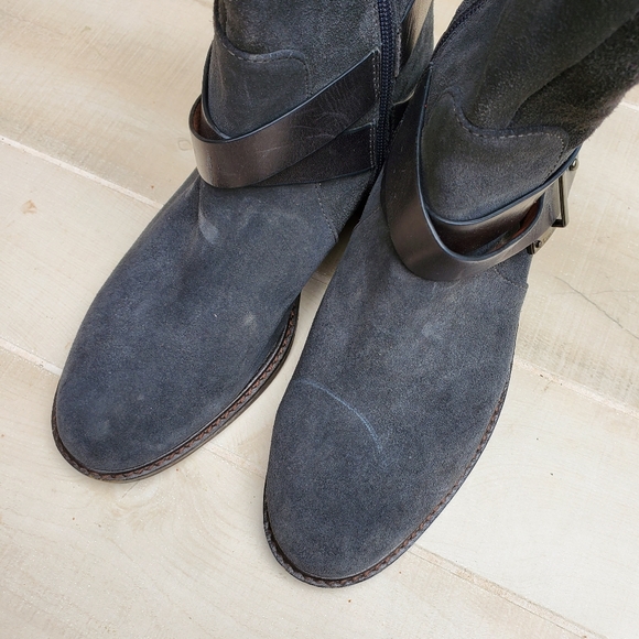 Louise et Cie Valencia Black Ankle Boots